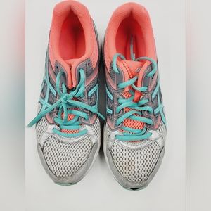 Women's ASICS  Size 7 Gel Contend 3